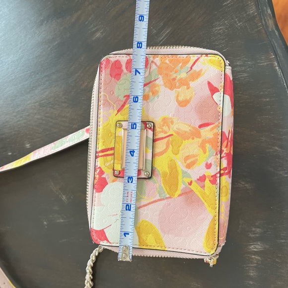 Guess crossbody bag - Picture 14 of 14